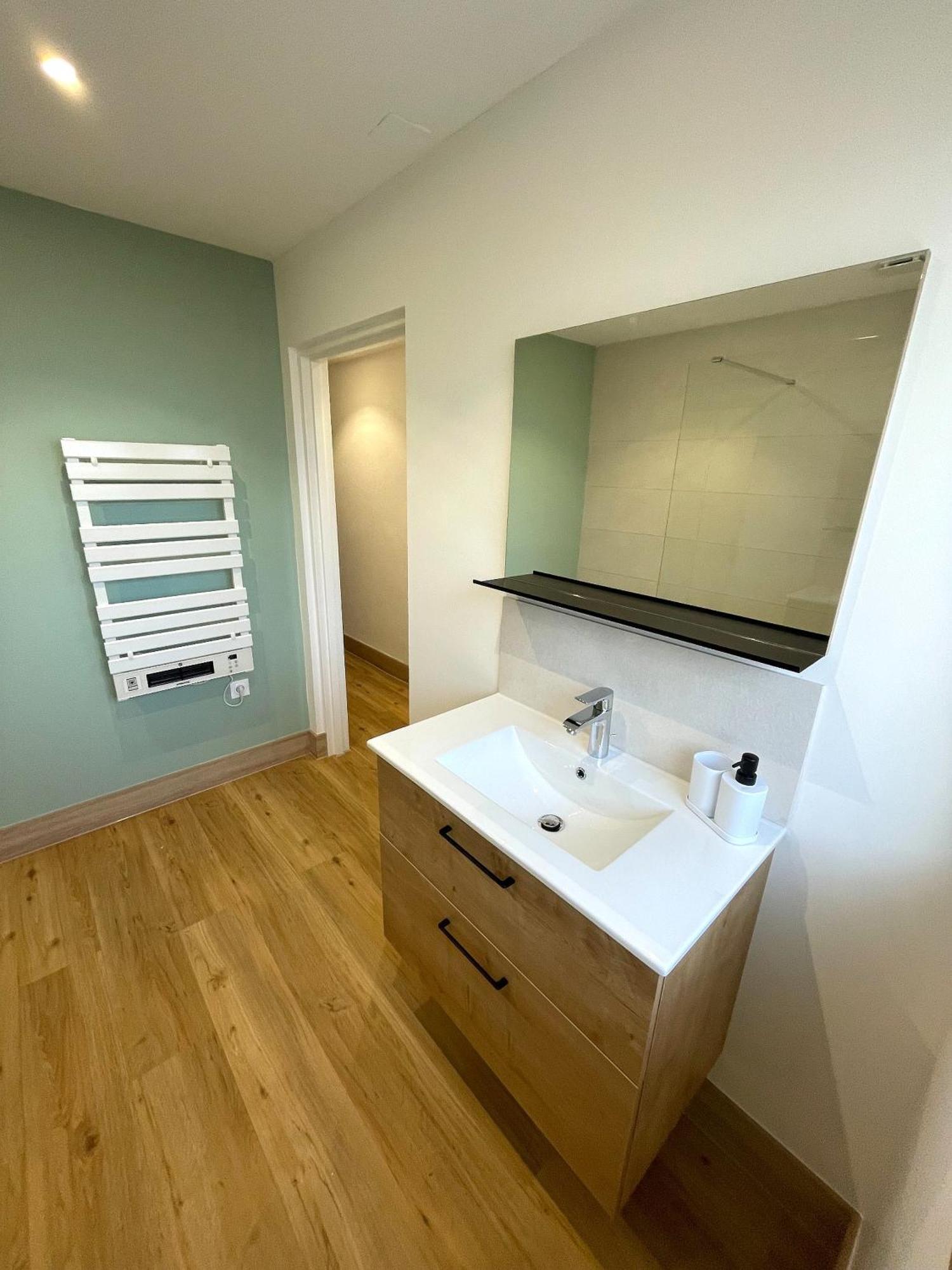 Appartement Moderne Et Spacieux, A 10 Min De La Gare 콜마 외부 사진