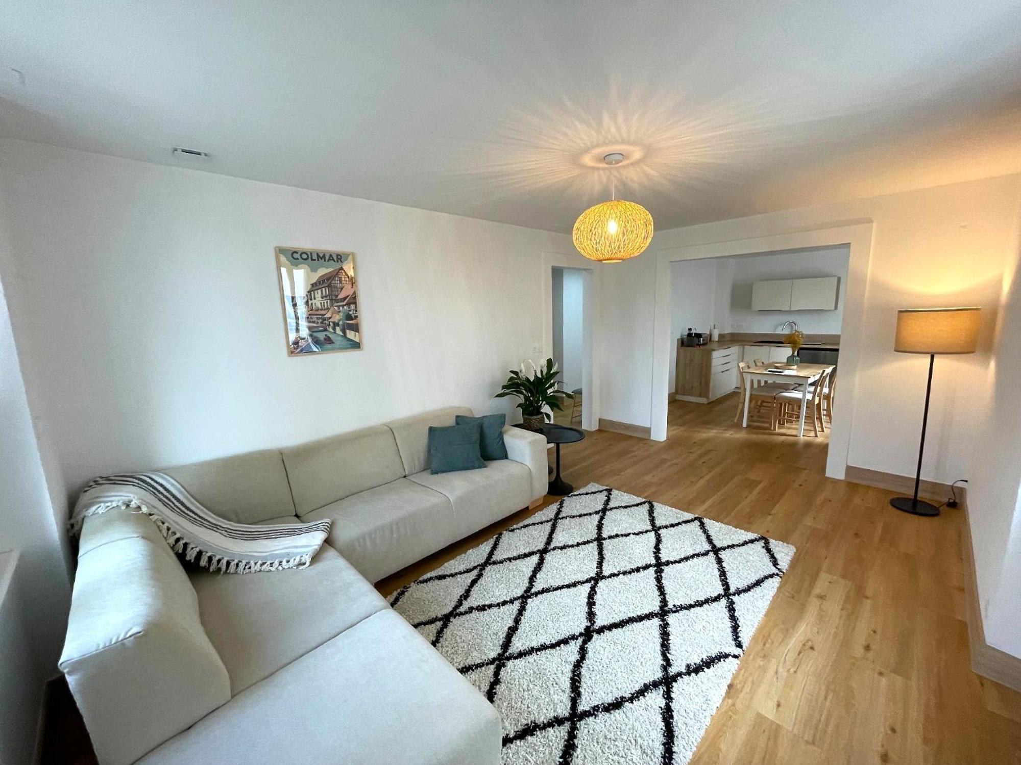 Appartement Moderne Et Spacieux, A 10 Min De La Gare 콜마 외부 사진